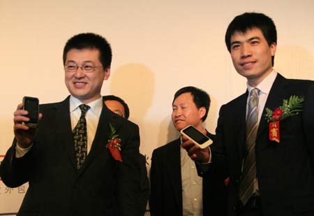 科技时代_海尔推首款中国电信定制CDMA+WAPI双模手机