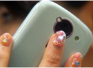 日本推新型指甲贴 吸收射频波后自动发光