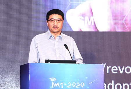 展讯通信(上海)有限公司全球副总裁康一发表了题为《5G:研发全面提速》的主题演讲