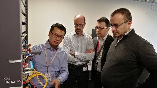 Vodafone携手华为完成5G微波移动承载测试